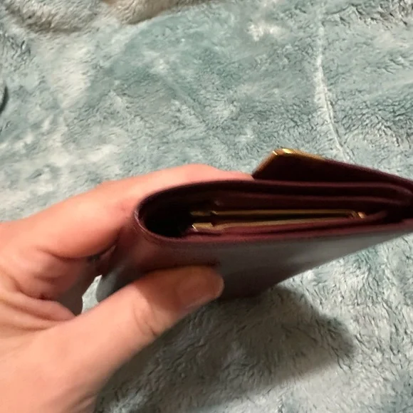 Cartier Burgundy Tri Fold Wallet With Kiss Lock 💋 - Picture 12 of 15